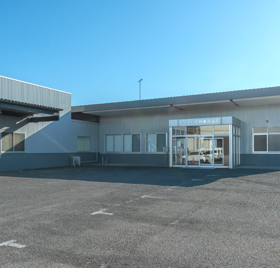 拠点情報 LOCATIONS